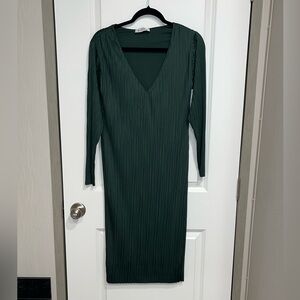 Esthe V Neck Pleated Long Sleeve Midi Dress Green Womens Size XS
